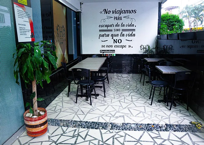 Hotel Laureles De Aburra